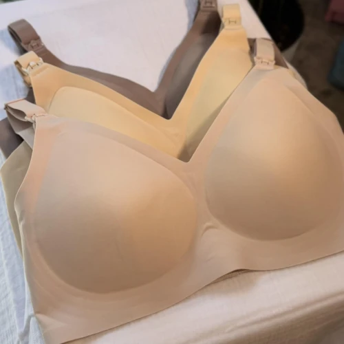 Sutien fără cusături pentru alăptare