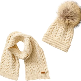 Caciula cu fular tricotate